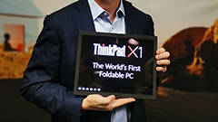 Lenovo presenta il primo PC pieghevole al mondo ed è un ThinkPad X1!